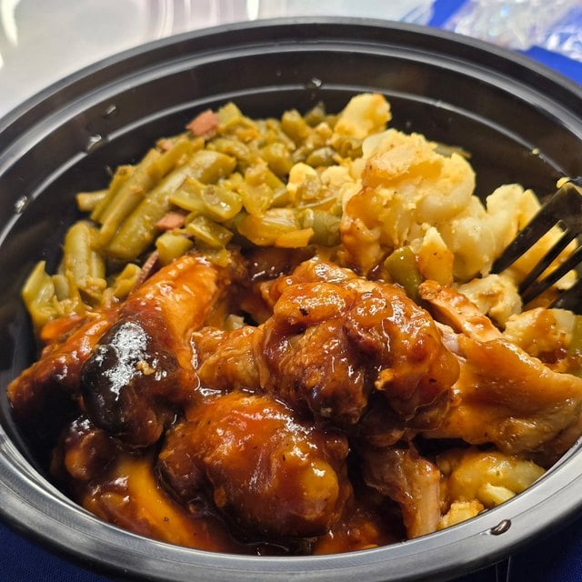 Smothered chicken bowl